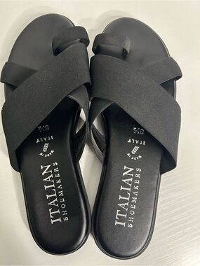 Italian Showmakwrs elastic tow lop slide sandals 8.5